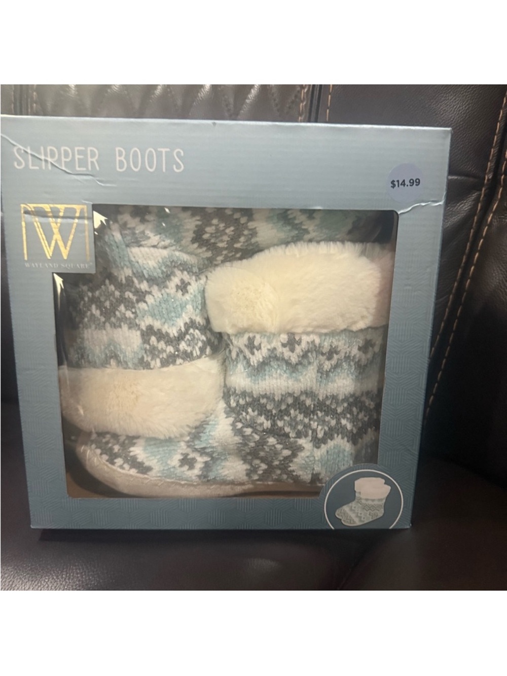 Men's Knit Slipper Boots in Light Blue and Cream